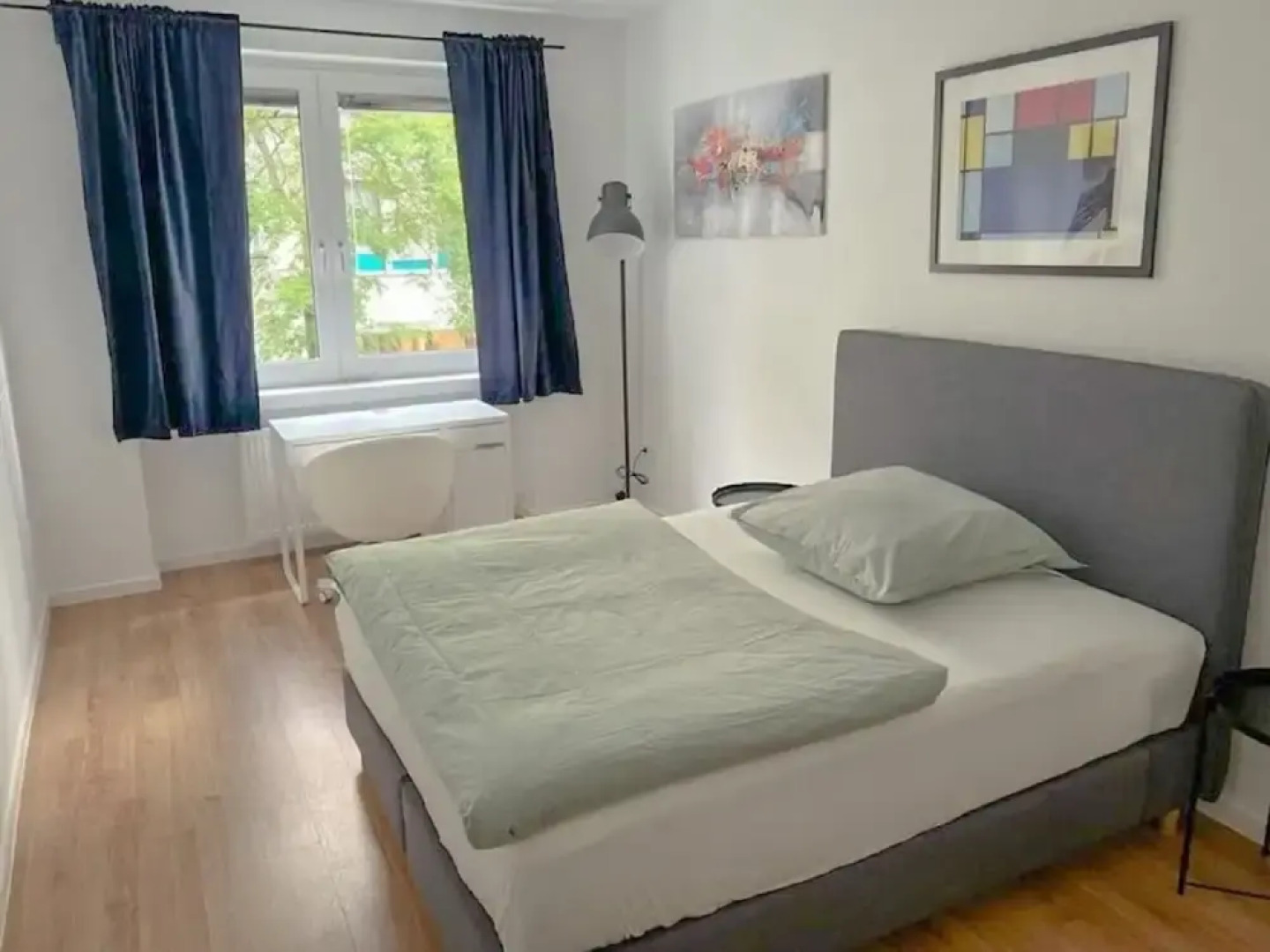 Amazing Holiday Home With Balcony