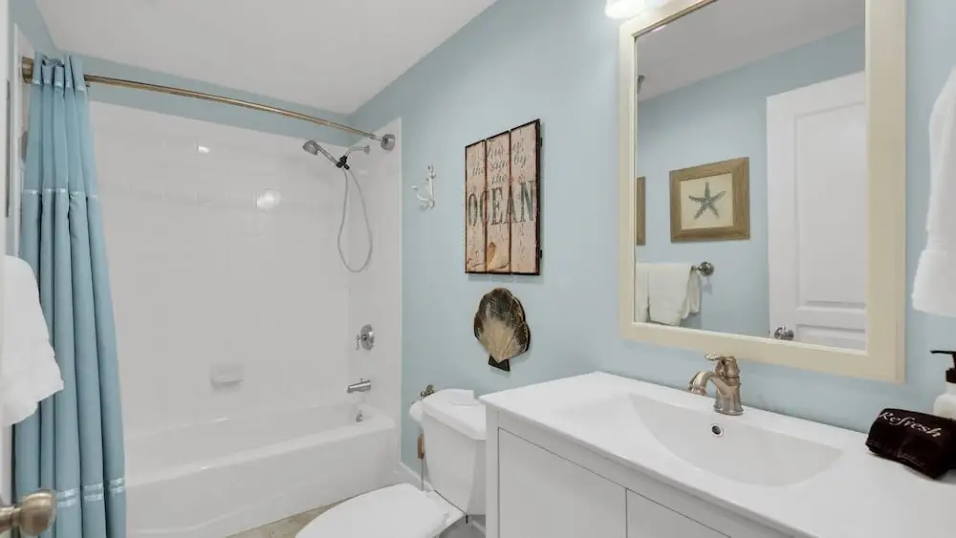 Emerald Isle unit 406 - Two Bedroom Condo