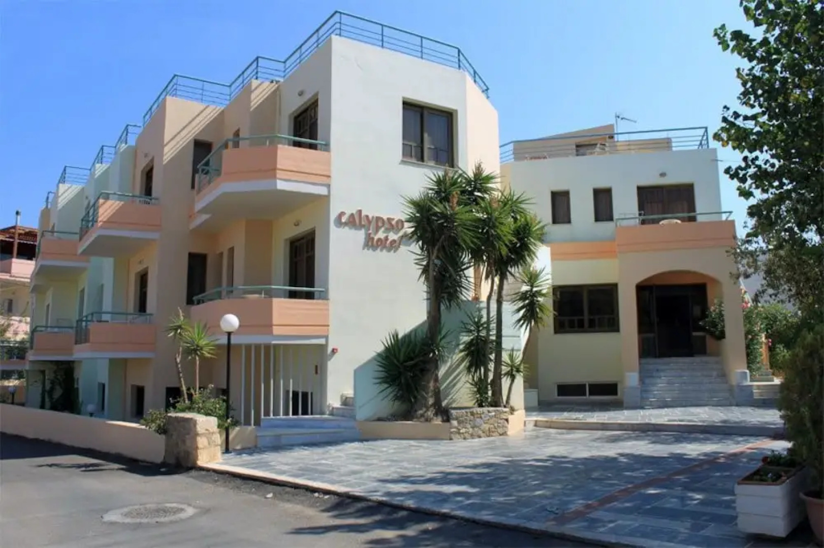 Calypso Hotel Apartments