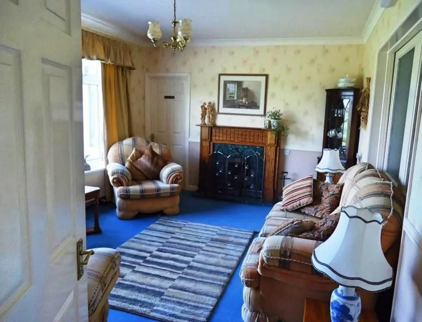 Heather Lodge Country House