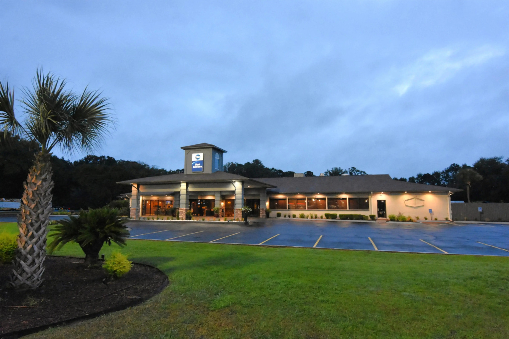 Best Western Point South