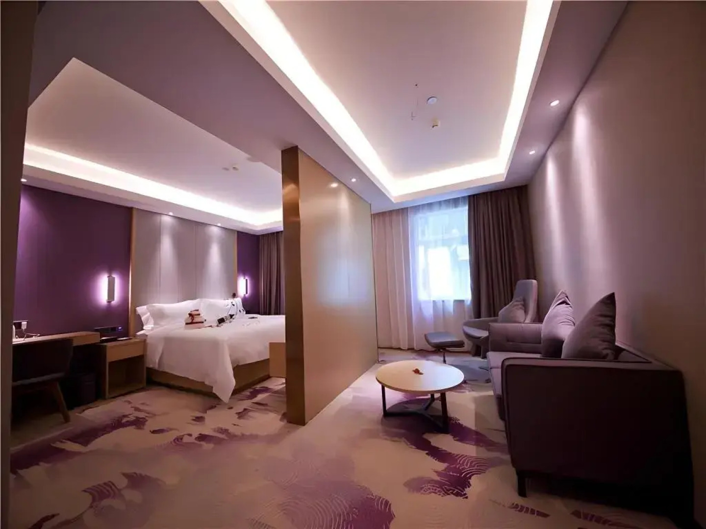 Zhanjiang Lavande Grandbuy Branch Hotel