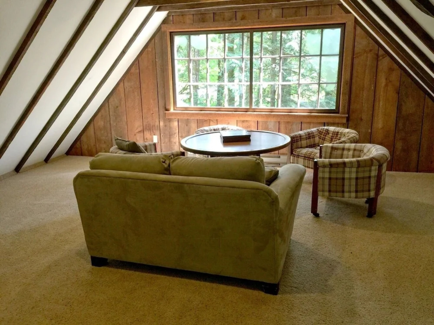 68sw - Fireplace - Washer/dryer - Dishwasher- Sleeps 4 2 Bedroom Home by RedAwning