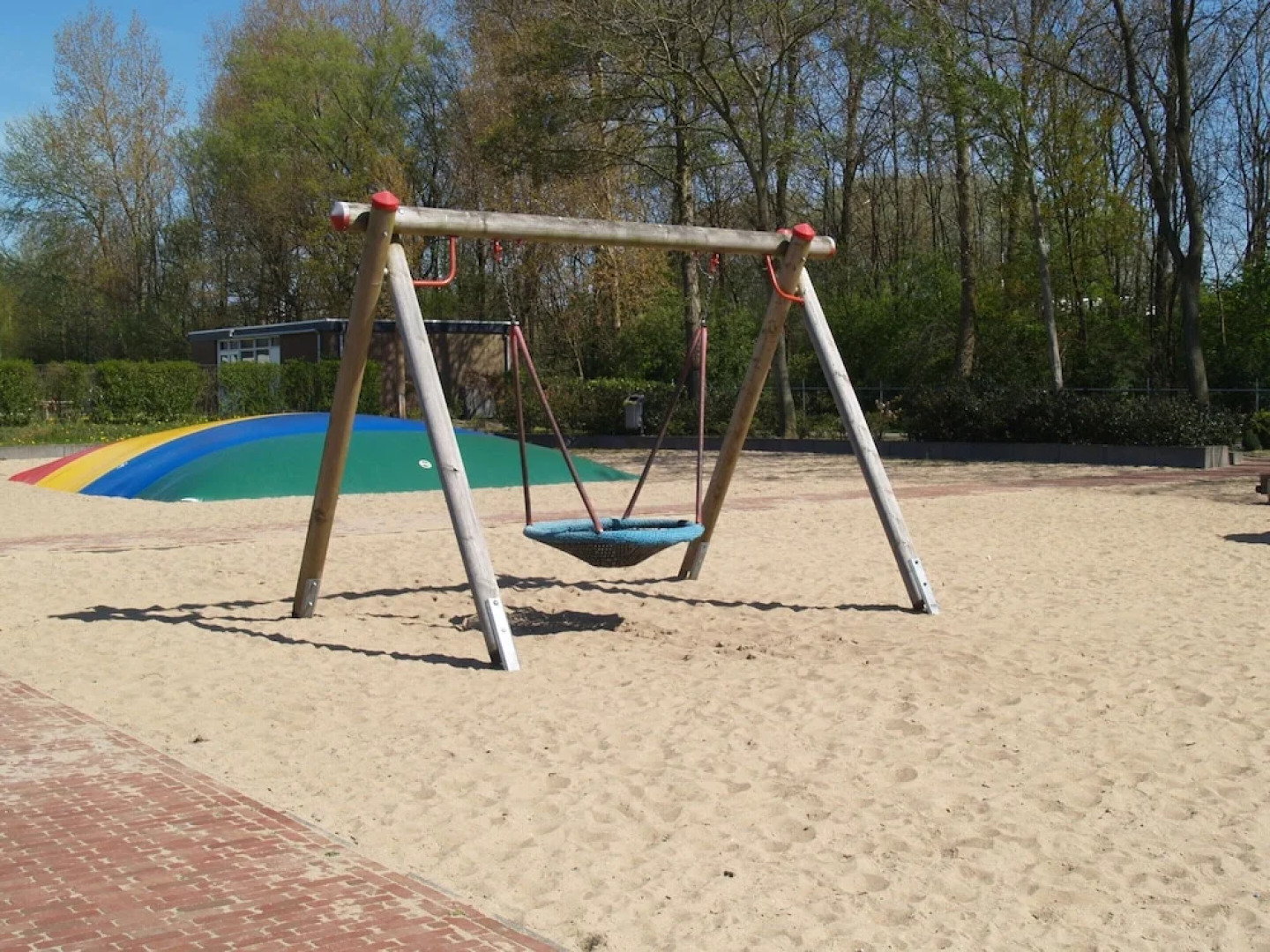 Well-kept Chalet not far From the Biesbosch
