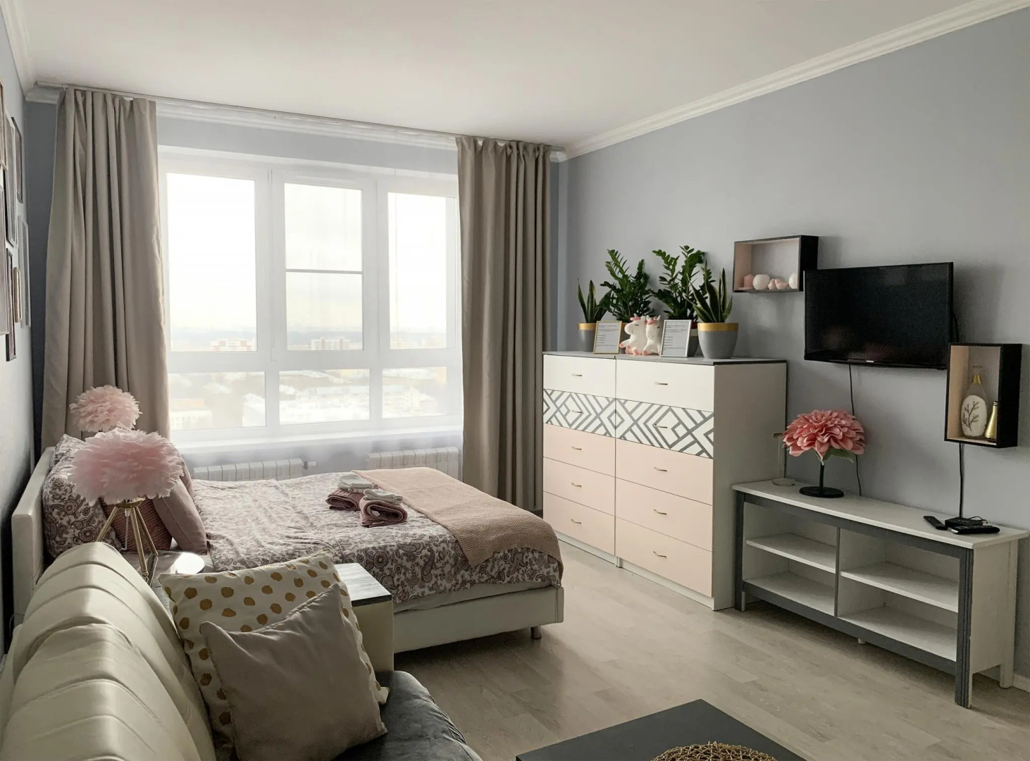 Comfort & Relax Home (Комфорт энд Релакс Хоум) на улице Константина Федина
