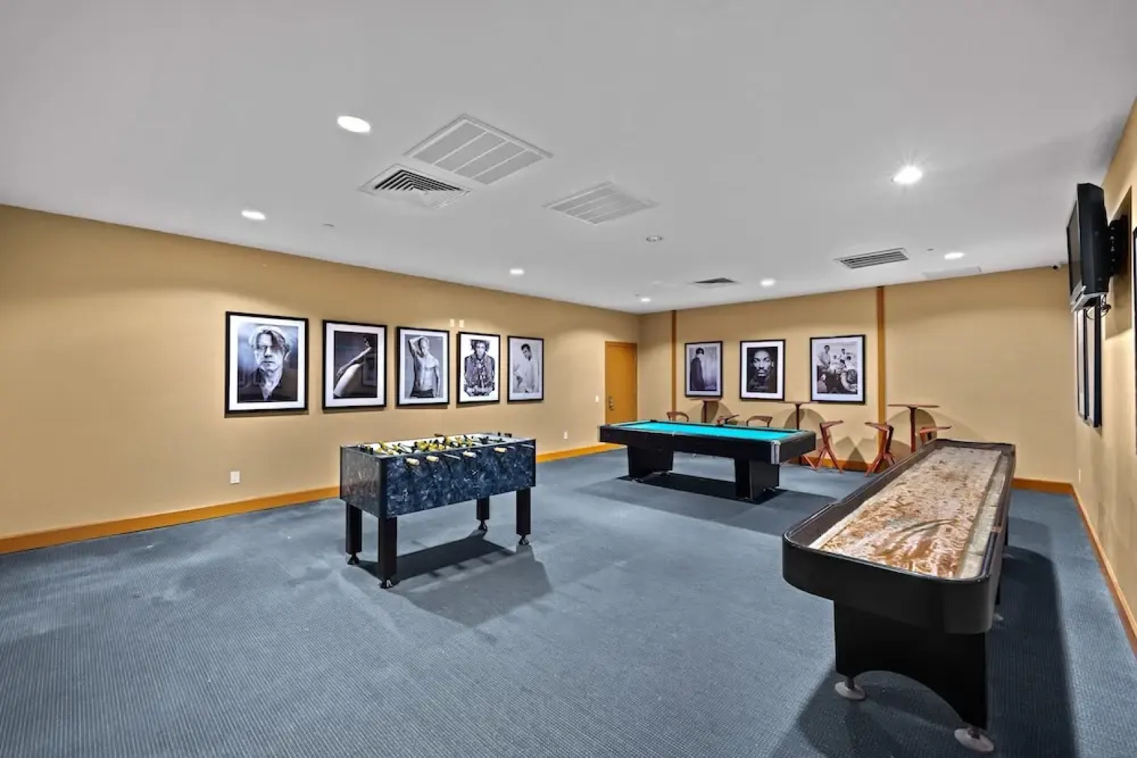 Sapphire Condo & Spa Unit # 406 3 Bedroom Condo