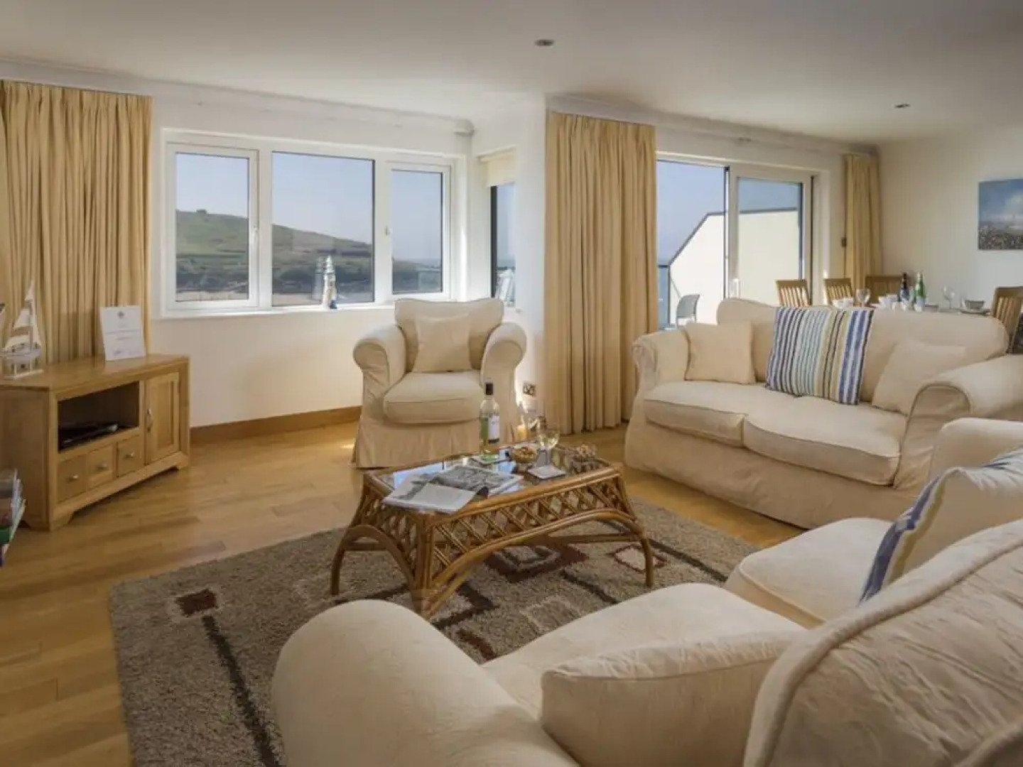 25 Burgh Island Causeway