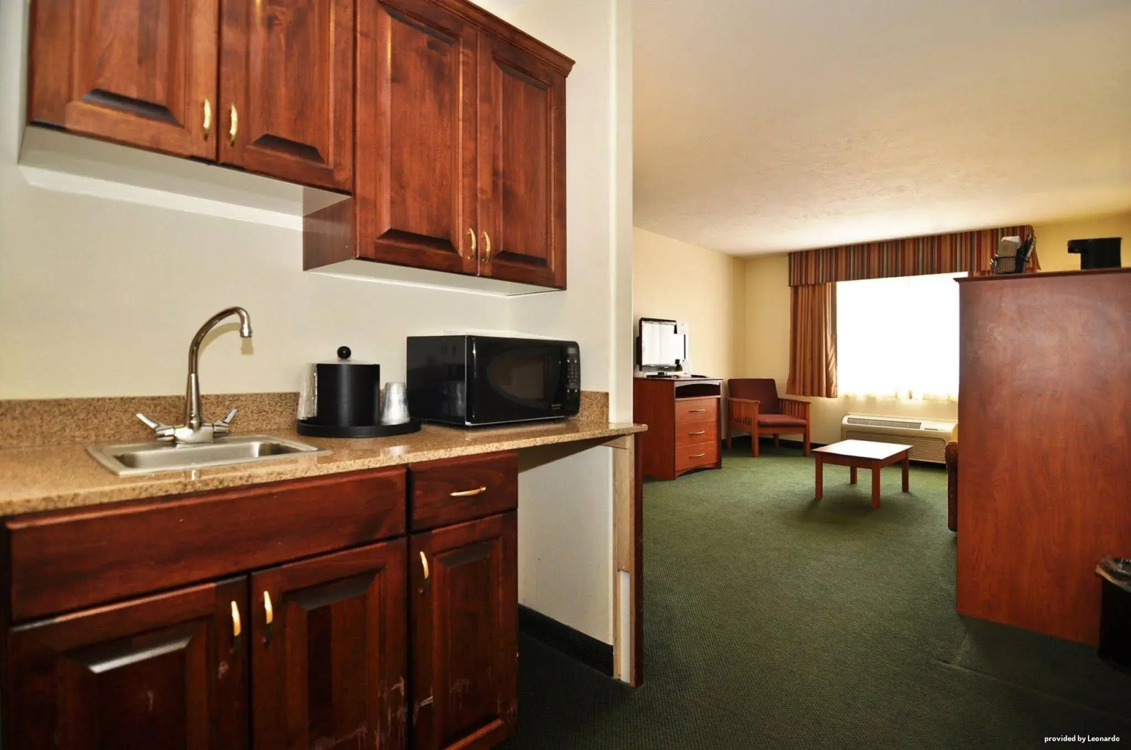 Best Western Plus Eagleridge Inn & Suites