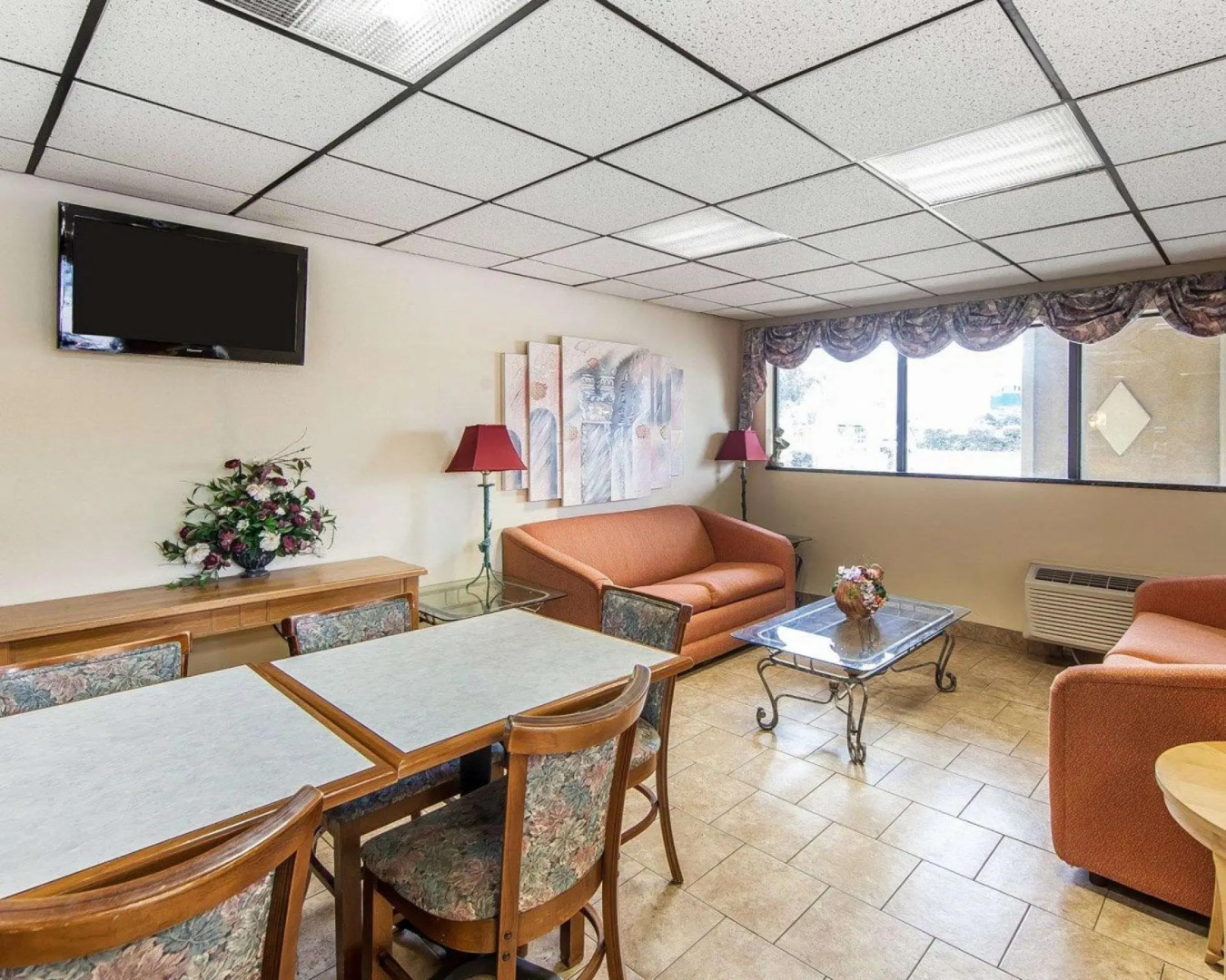 Econo Lodge Chattanooga Northeast - Ooltewah