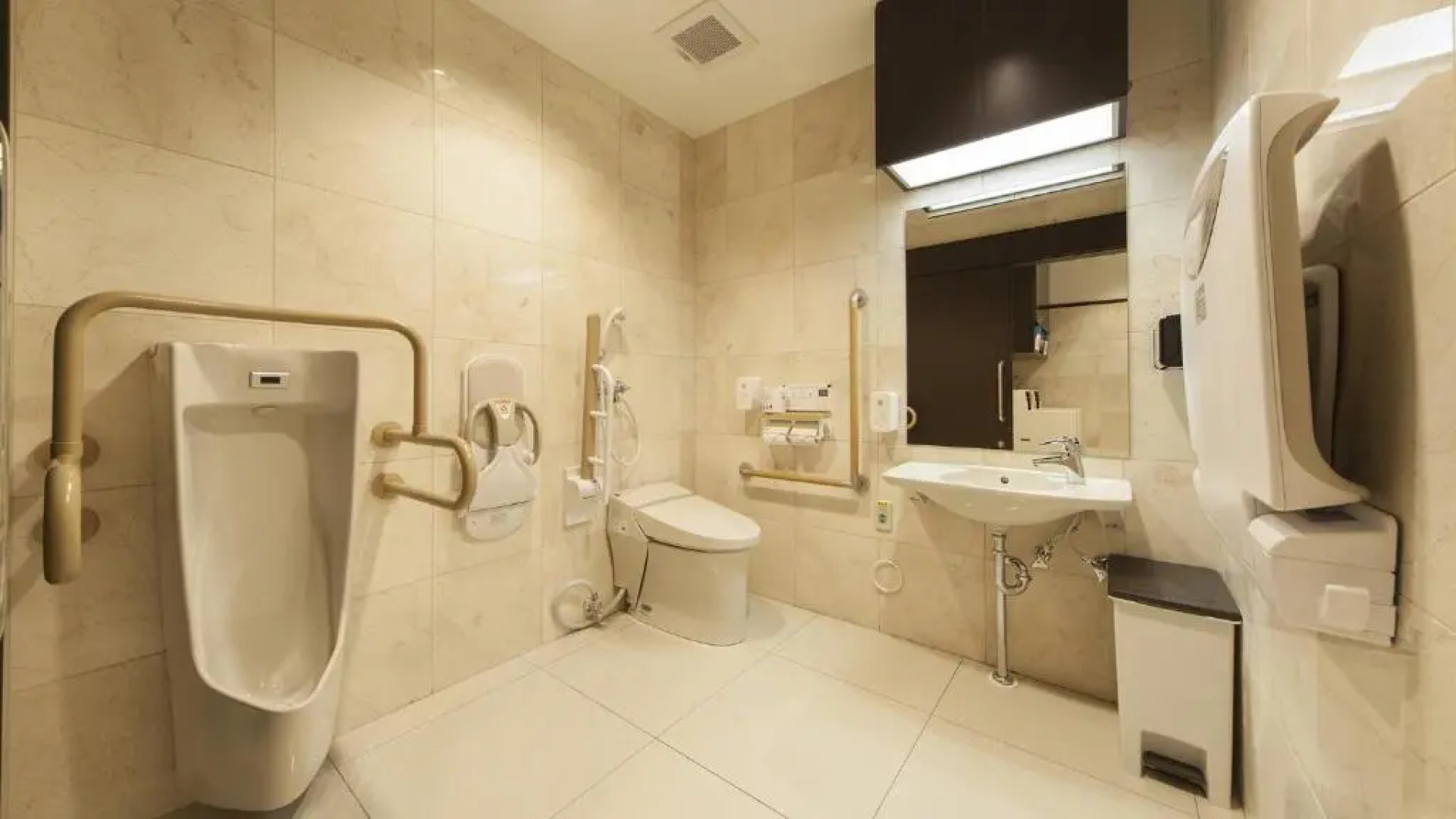 Toyoko Inn Kashiwa Station Nishi