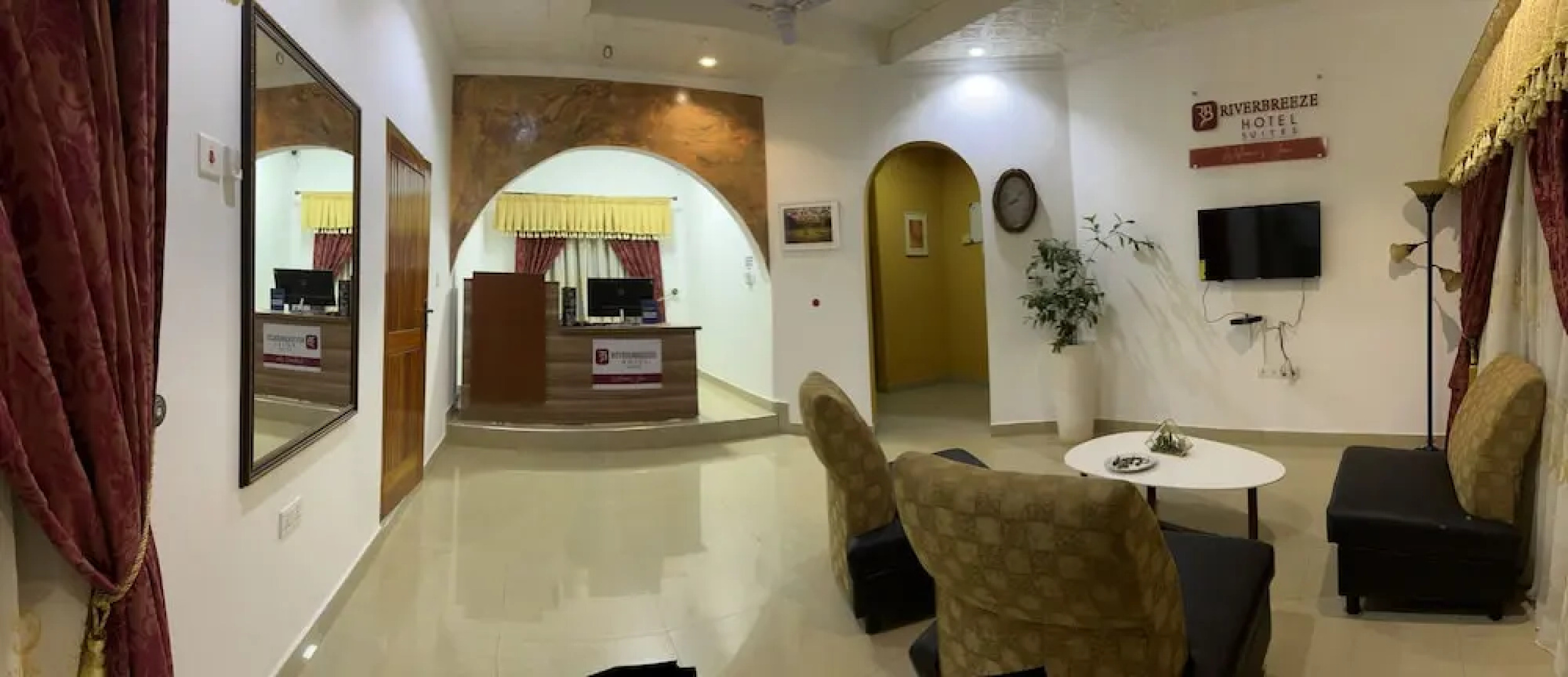 RiverBreeze Hotel