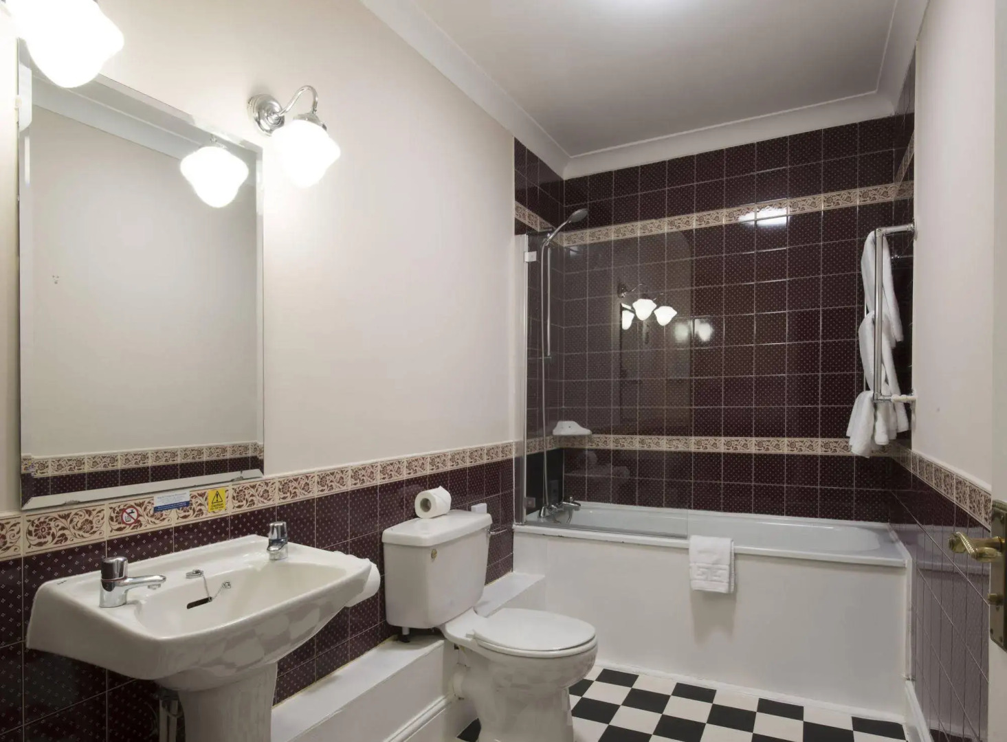 Miskin Manor Hotel And Health Club