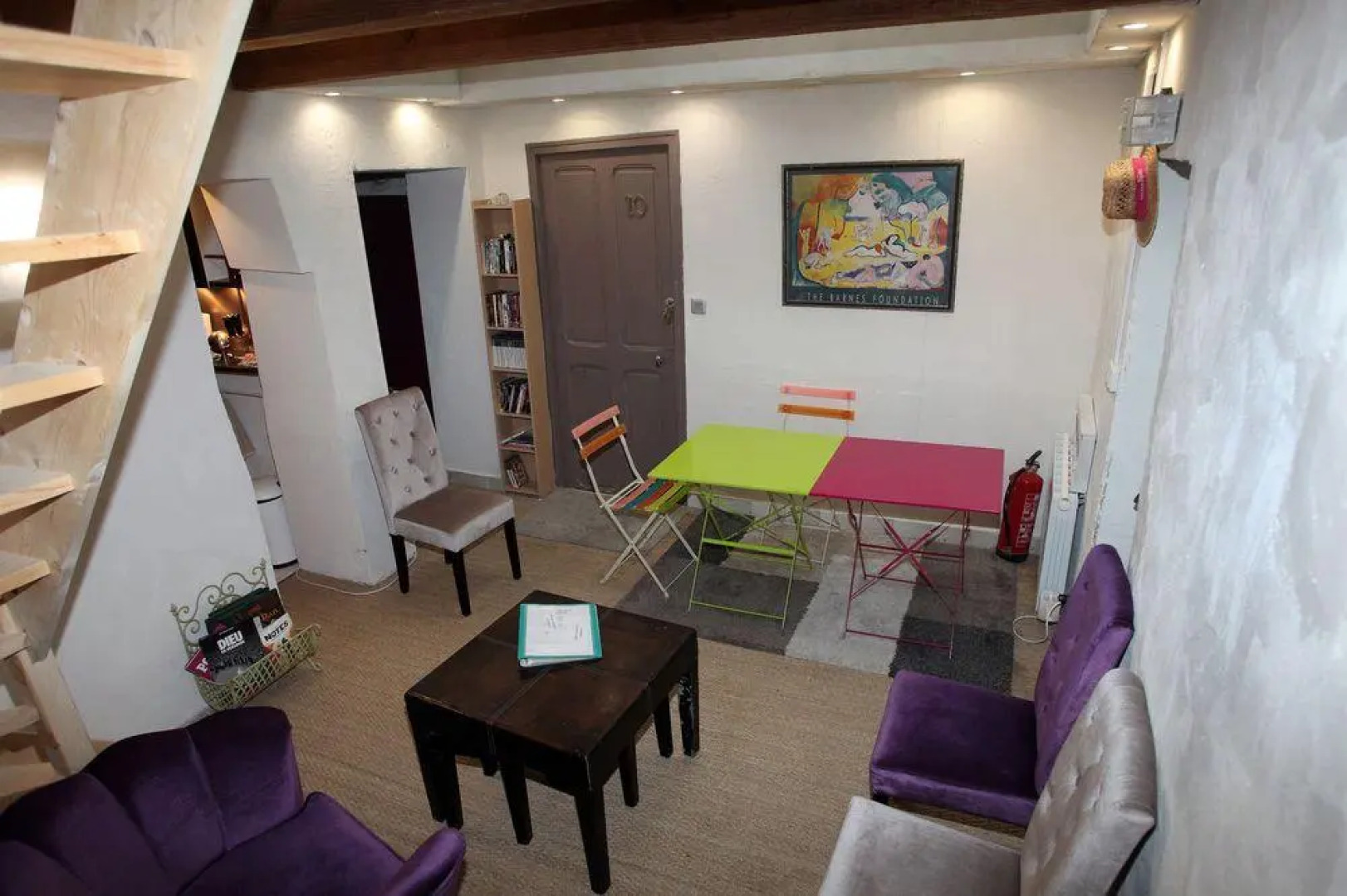 Le Louvre, Lieu atypique