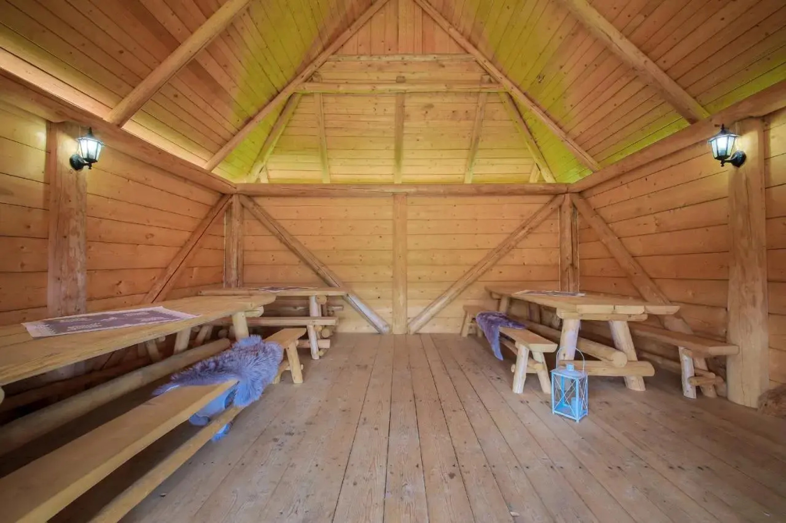 Folk Resort Domki i Apartamenty