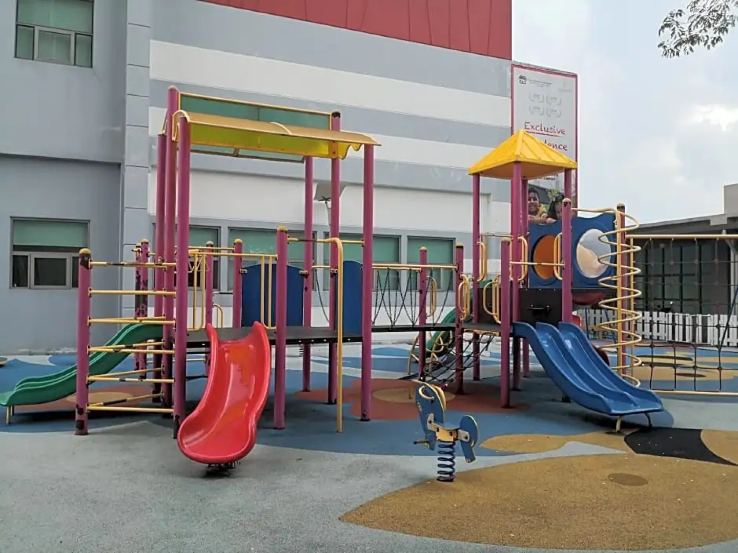 Work FrHome,10AM-6PM DAY USE, Shaftsbury@Cyberjaya