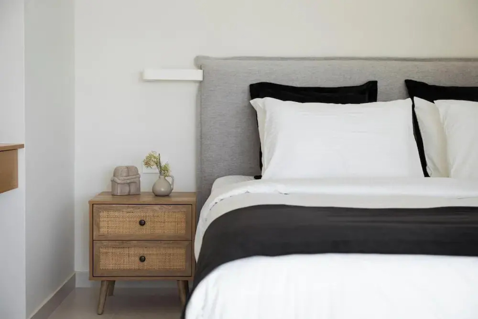 Luxurious Seafront Villa Karystos