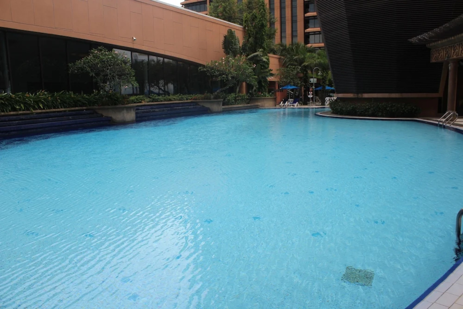 Raintree Apartment Suites at Times Square