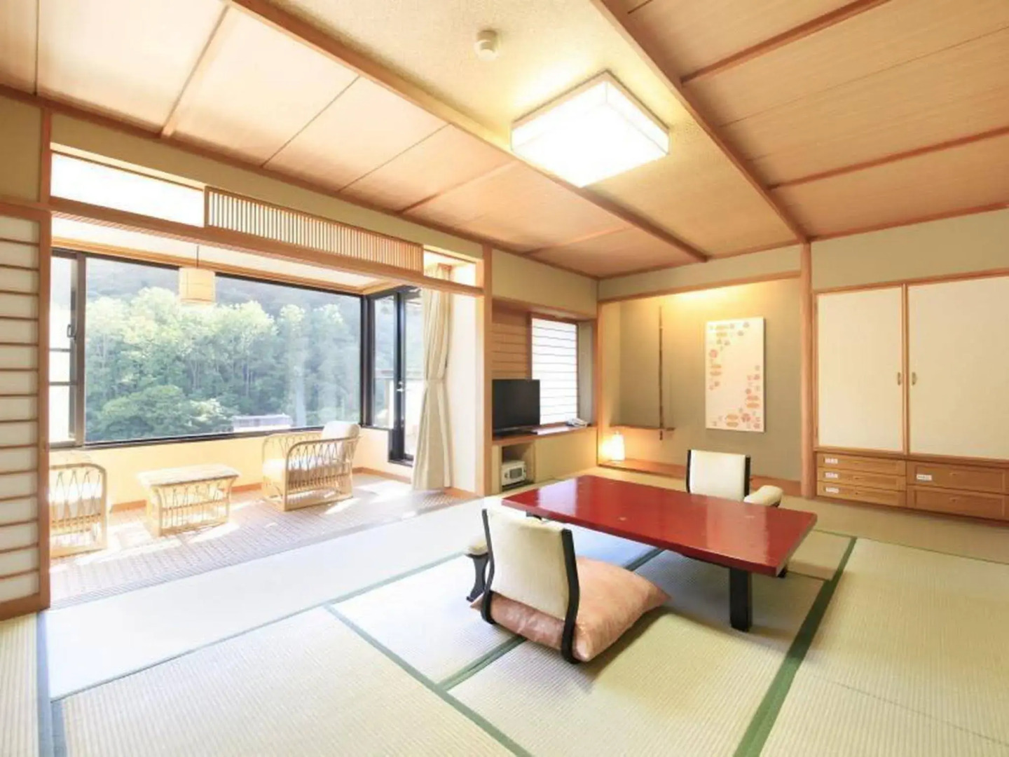 Ryotei Hanayura Ryokan
