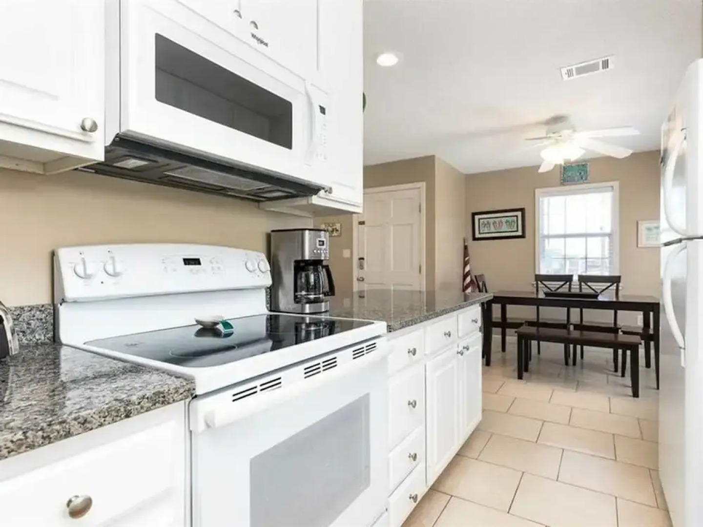 Red Robyn by Meyer Vacation Rentals