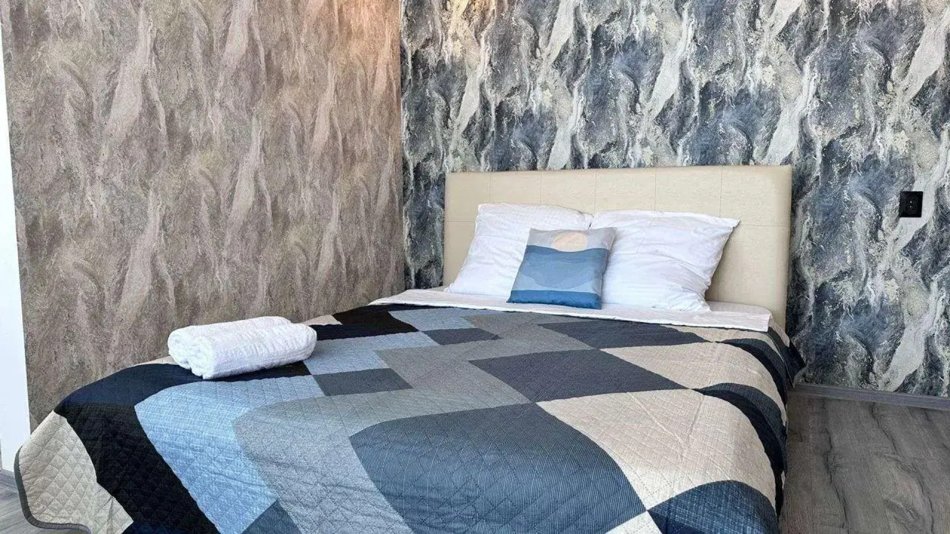 Апартаменты на улице Владимира Кайды 4