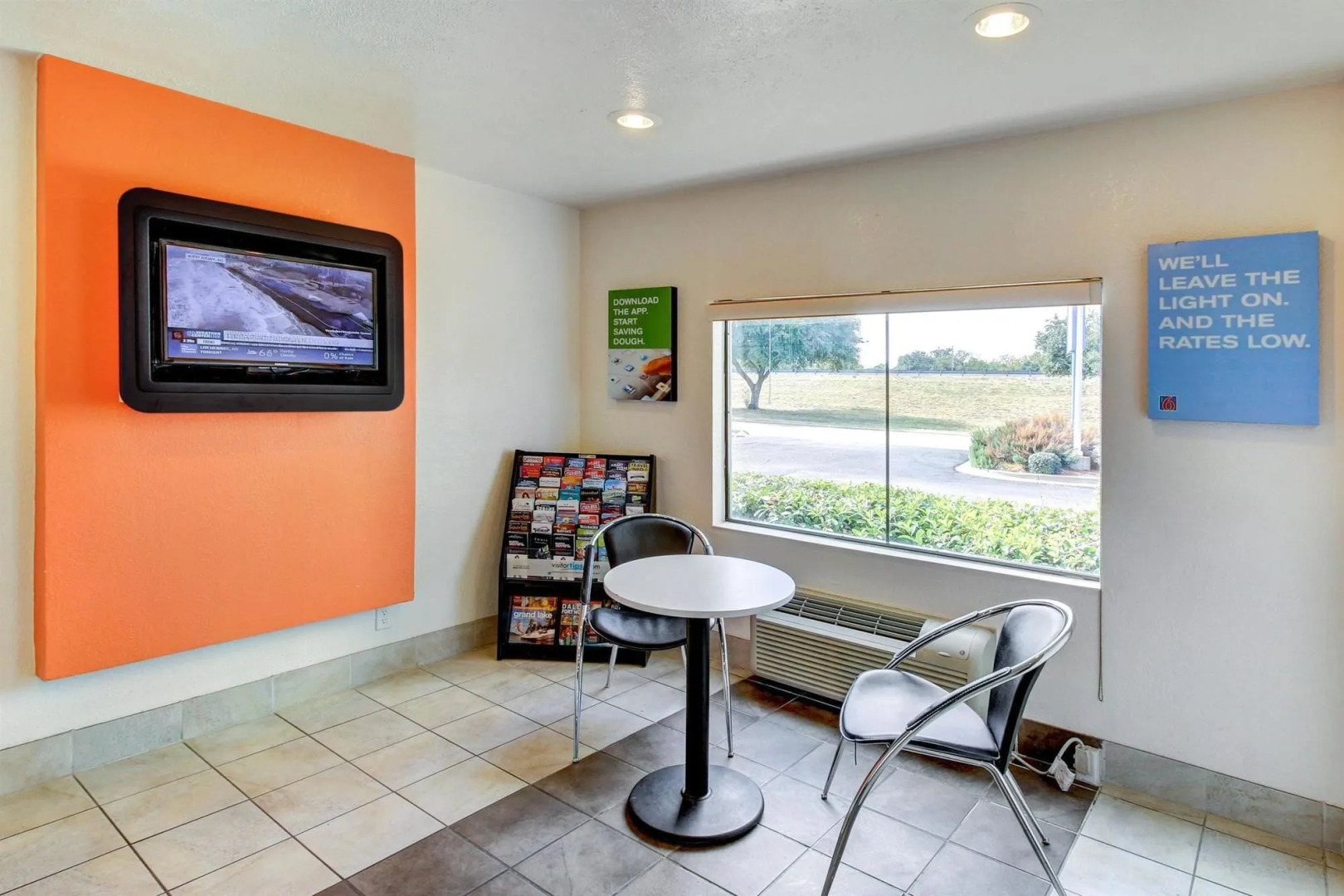 Days Inn by Wyndham Waco University Area