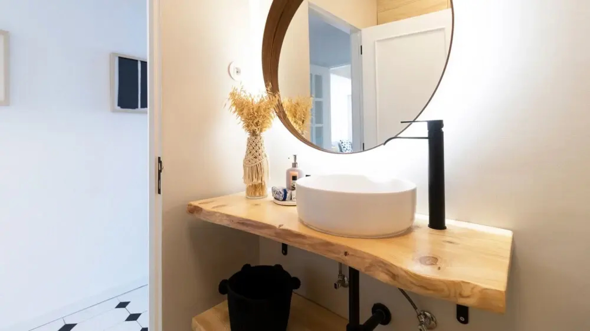 Ti Beach House in Mindelo