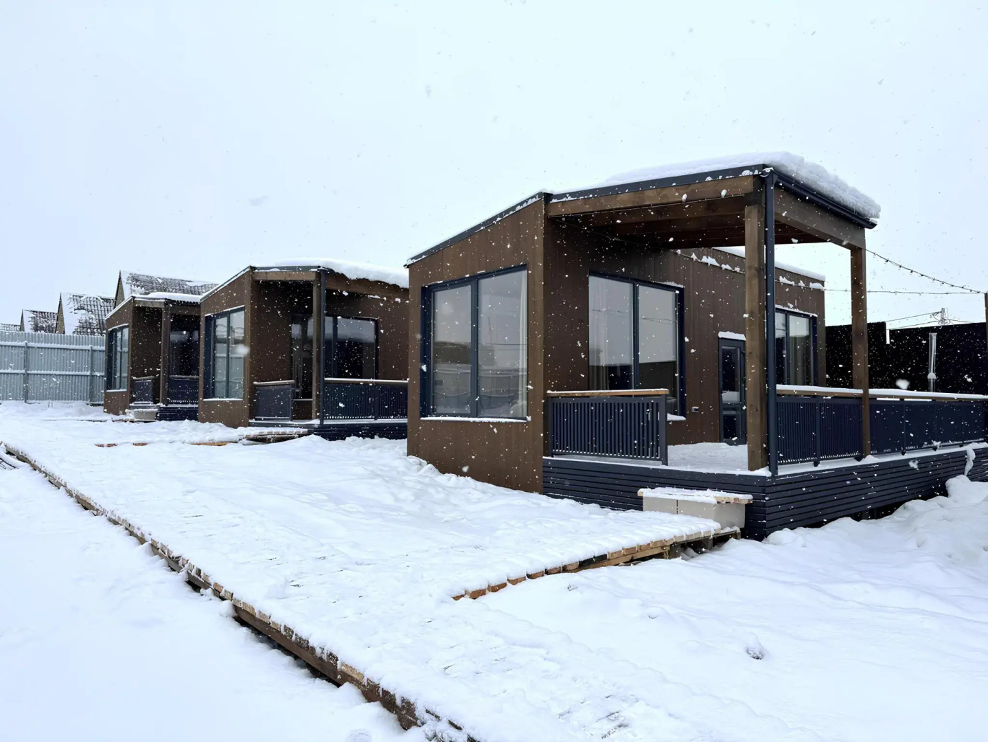 Pav.love Village (ПавЛов)