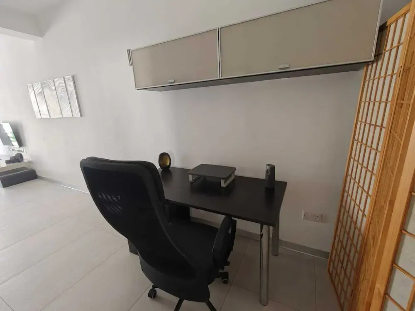 Twin Room with Laundry in Pembroke