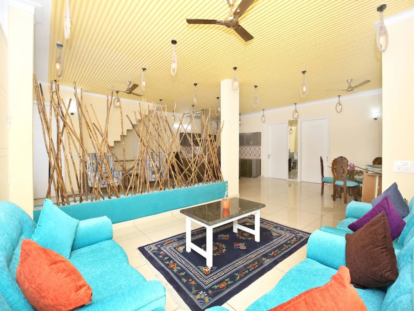 OYO 13130 Dream Nest