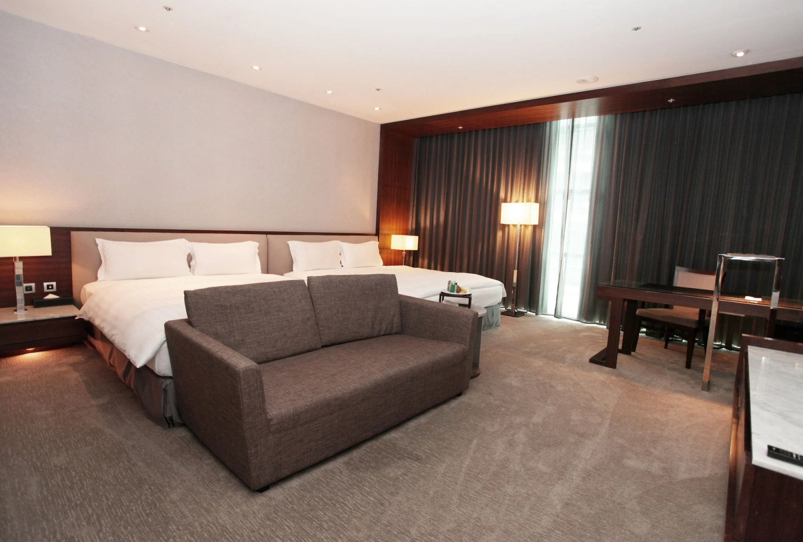 Taipung Suites