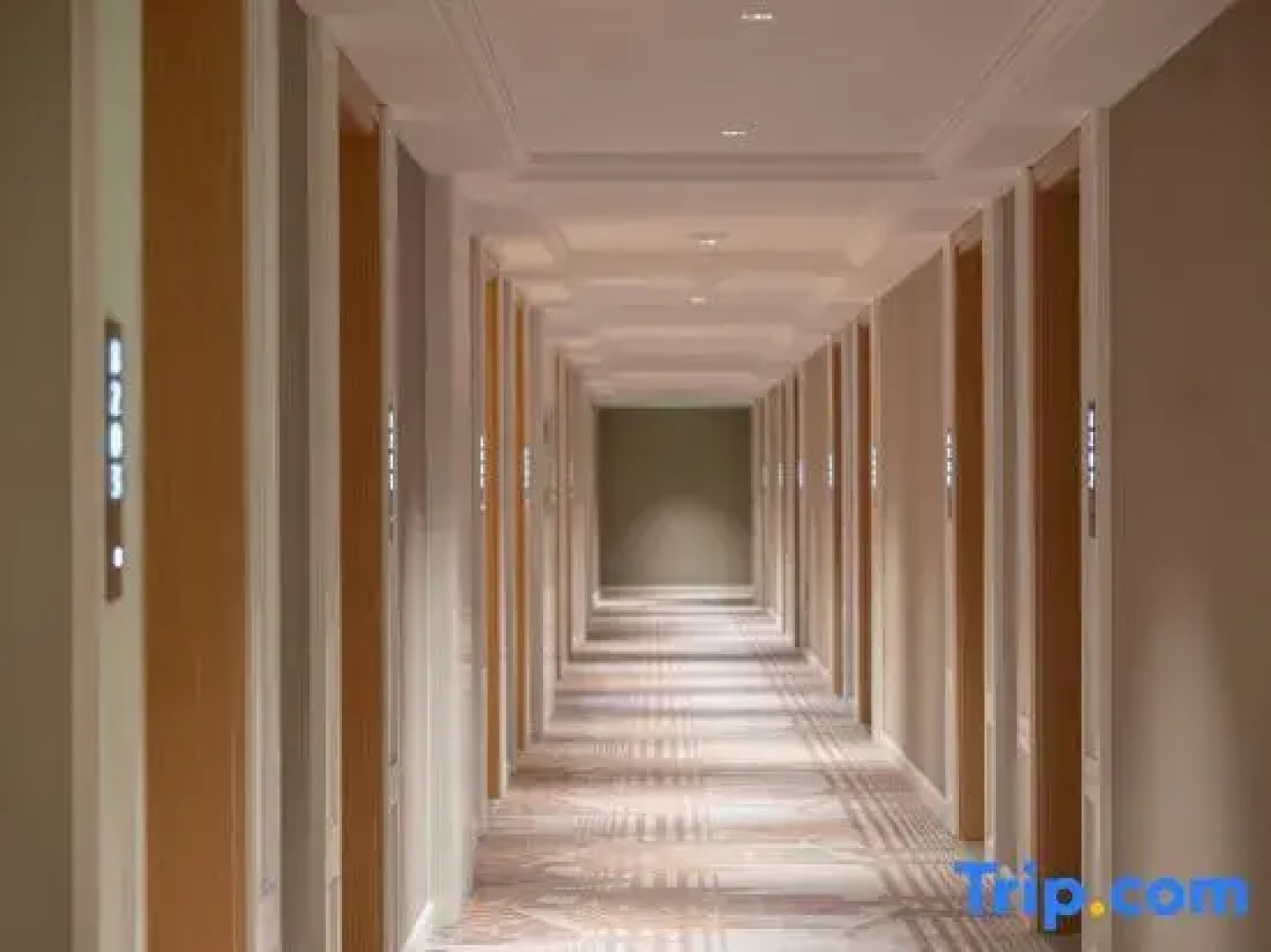 Vienna Hotel (Yiwu Heart Branch)