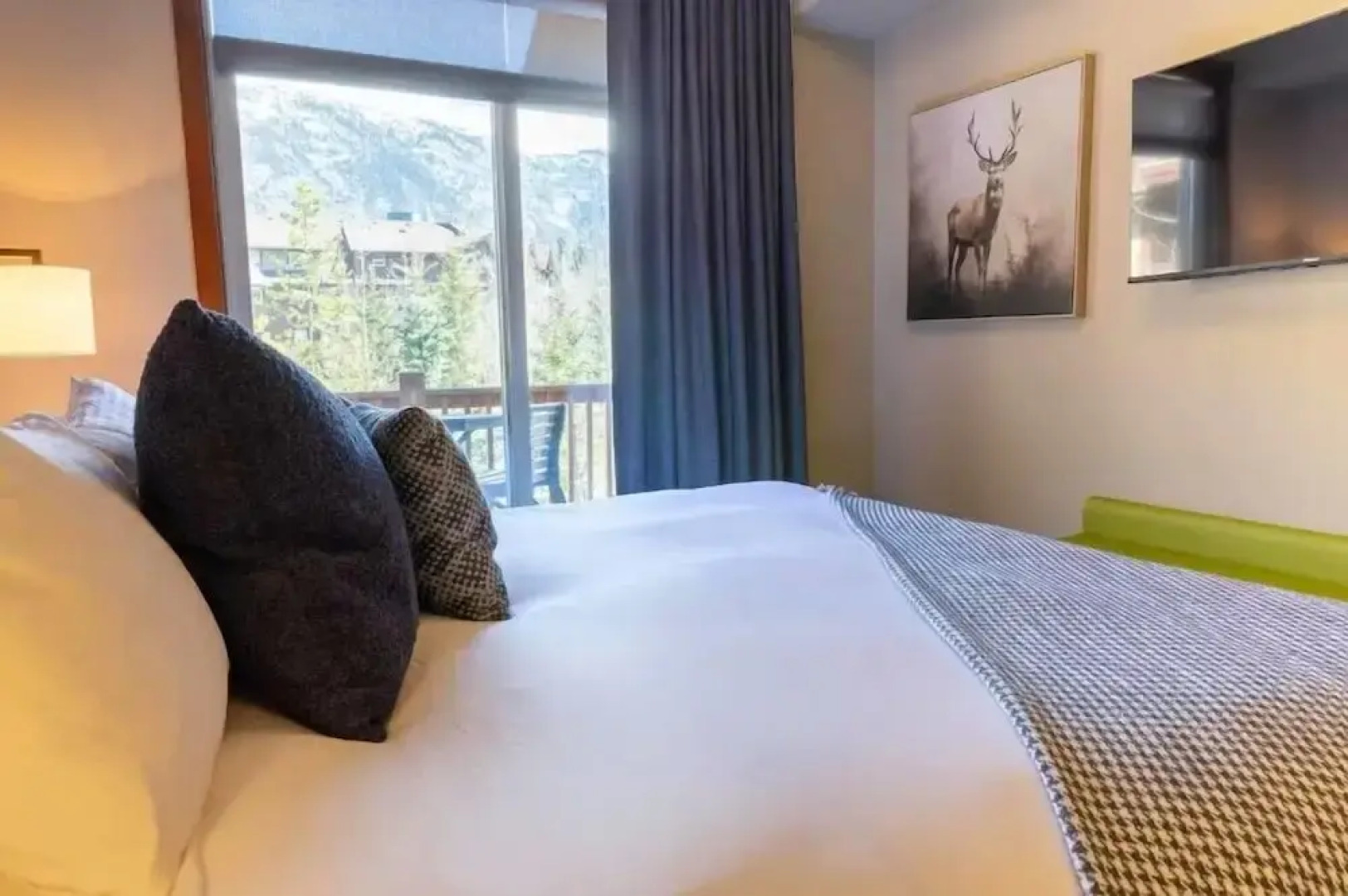 Stoneridge Resort - Mountain View - Pool & Hot Tub