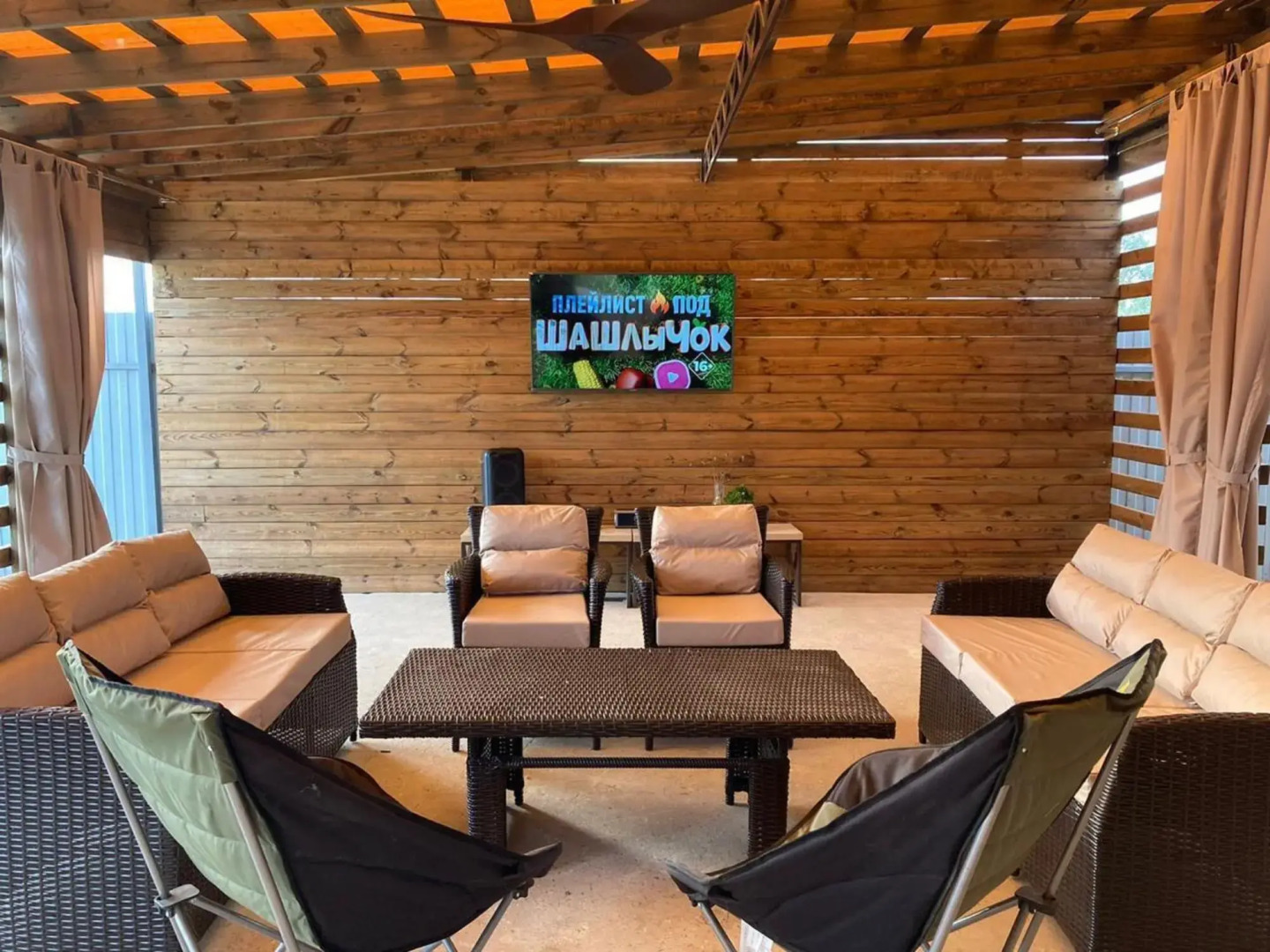 Коттедж в рп Кировский на улице Победы 9К