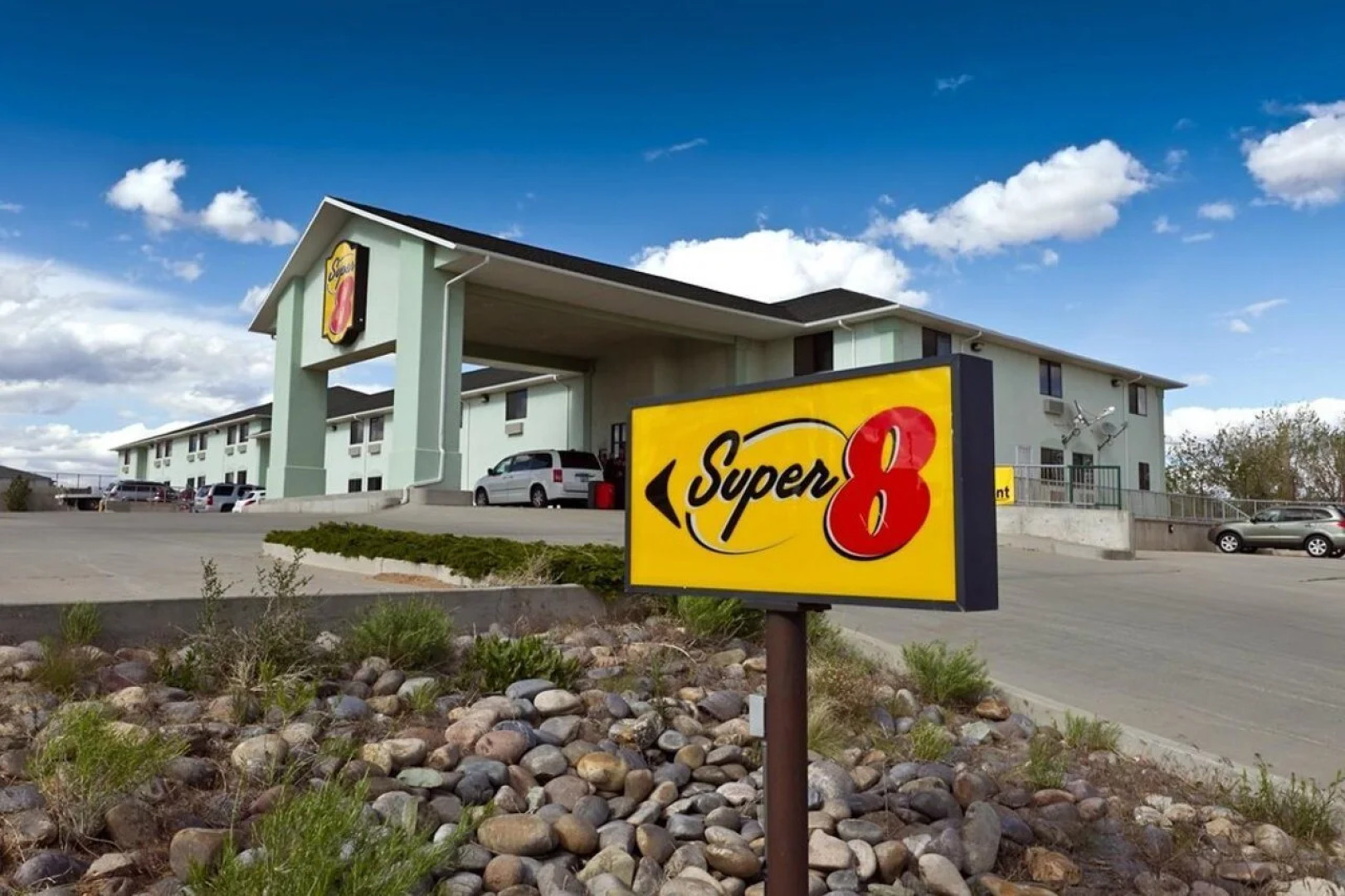 Super 8 Blanding
