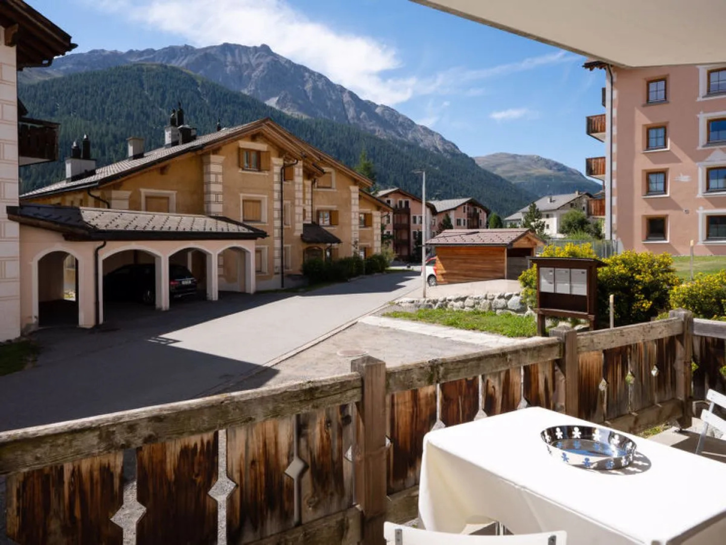 Chesa Mezzaun Zuoz in Zuoz