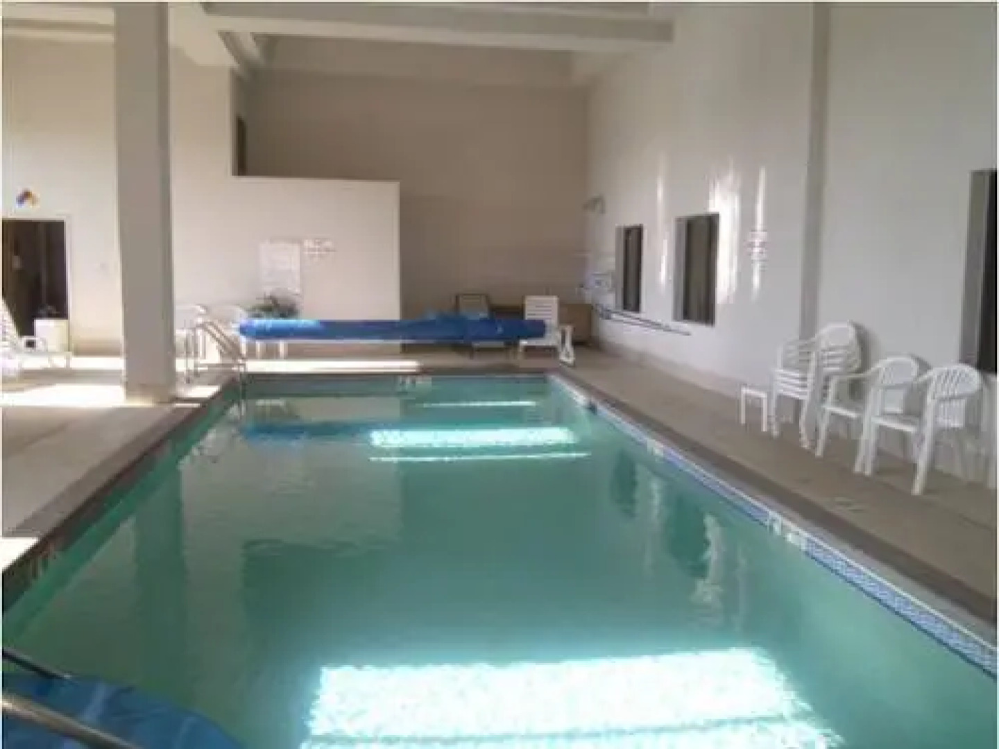 Pleasant Stay Inn & Suites