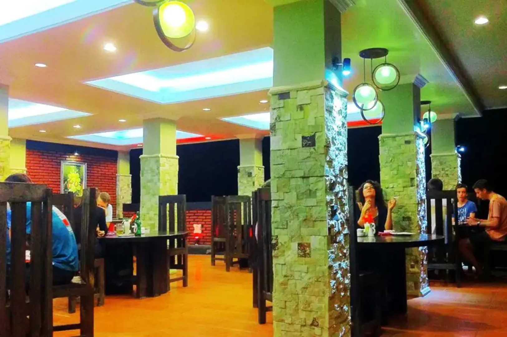 Sinar Rinjani Cottage & Restaurant