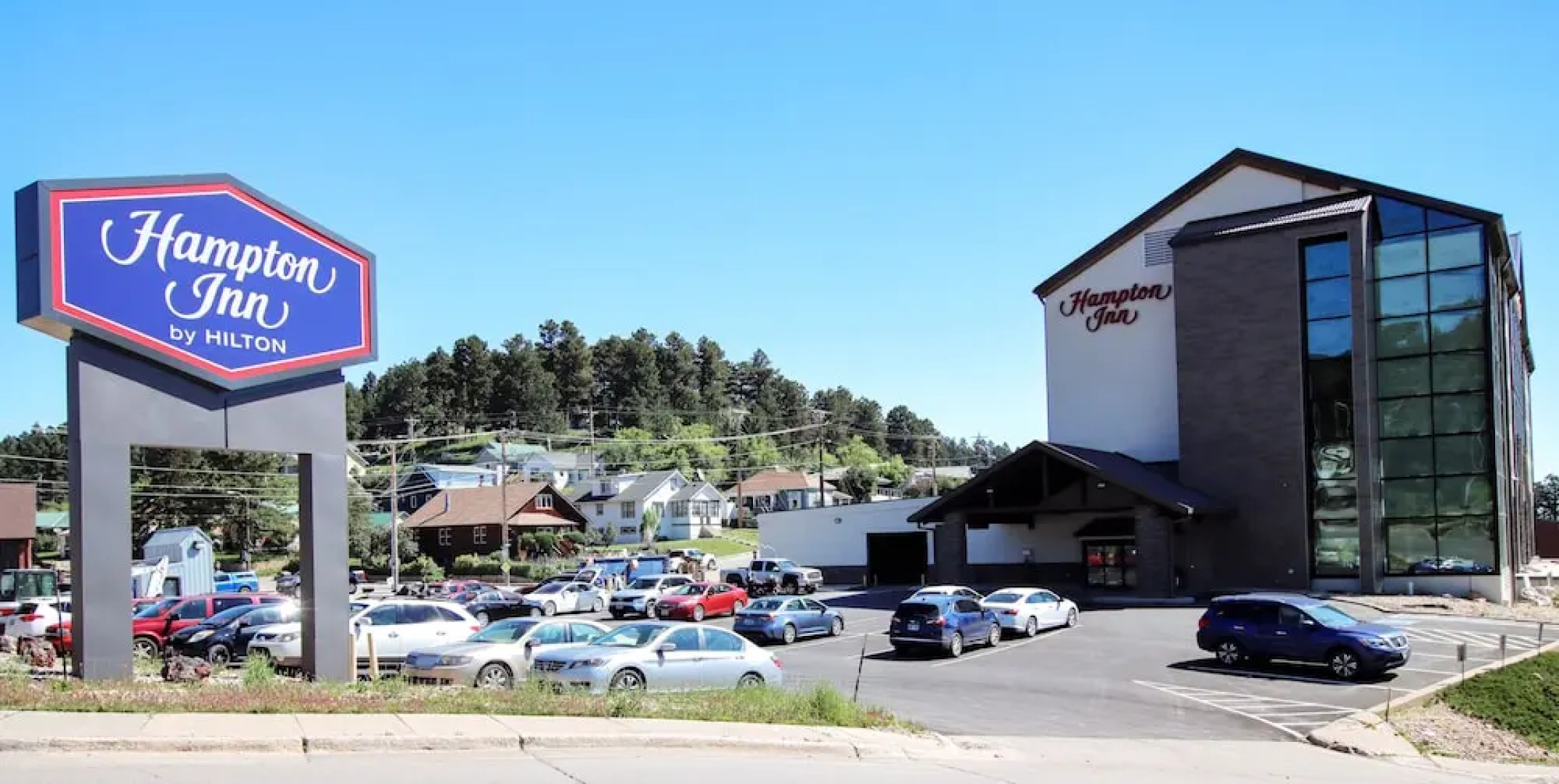 Hampton Inn by Hilton Lead