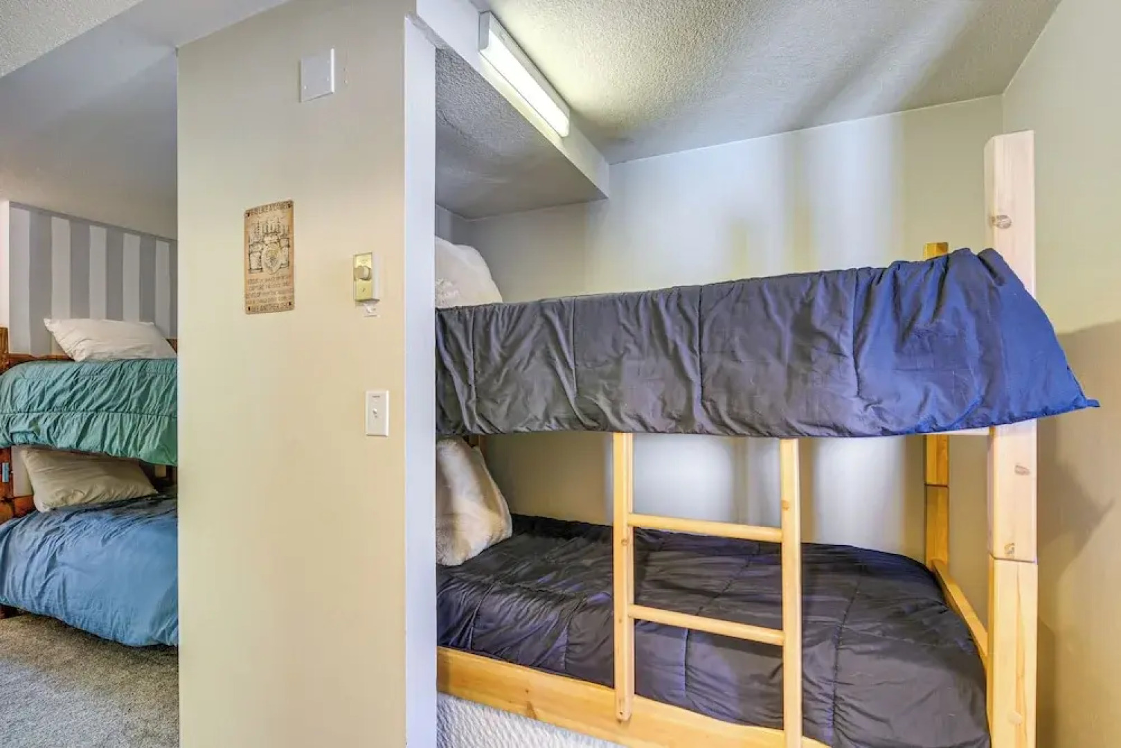 Walk to Lifts: Brian Head Condo w/ Ski Locker!