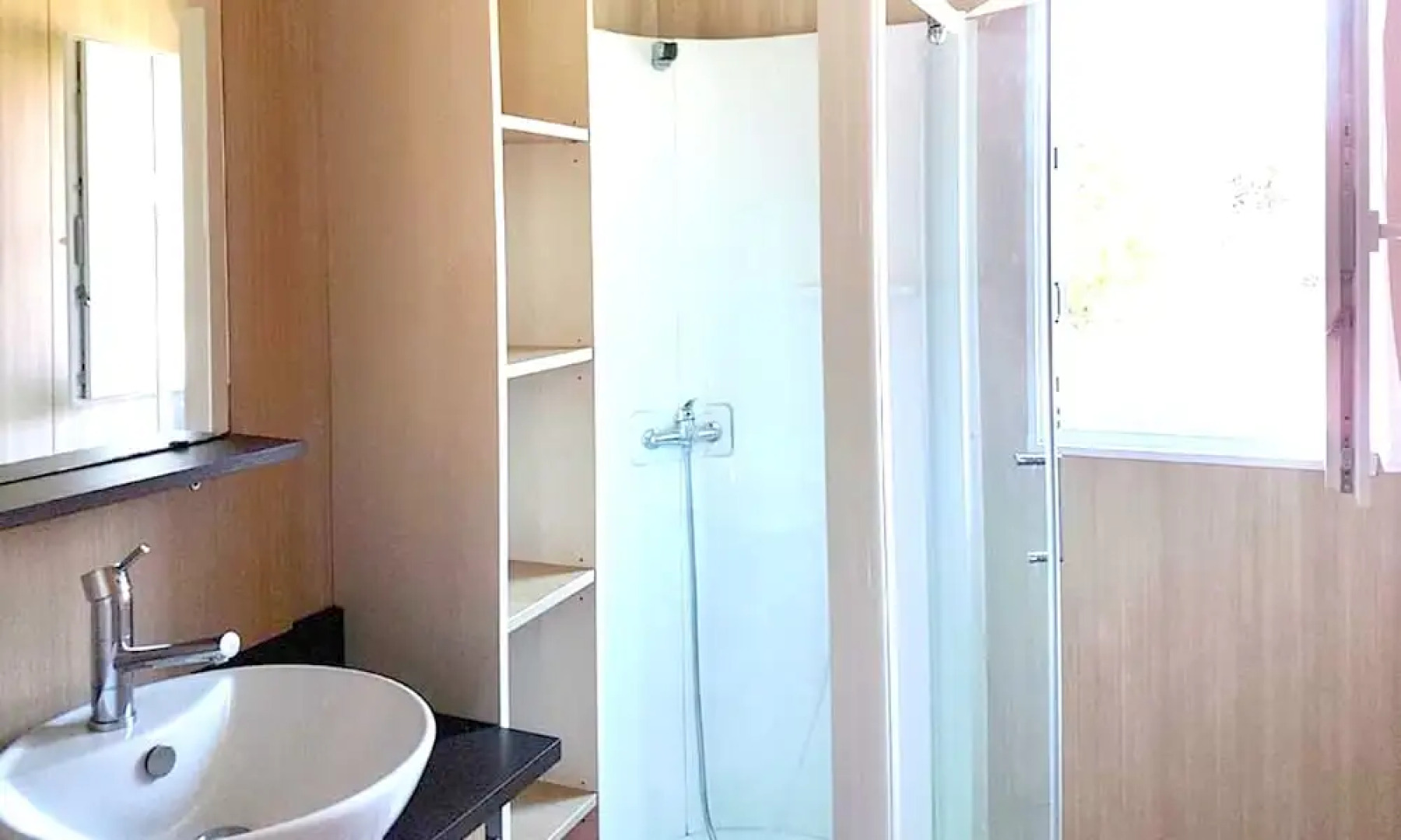 Bungalow With 3 Bedrooms in La Chapelle-hermier, With Shared Pool, Furnished Terrace and Wifi - 12 km From the Beach