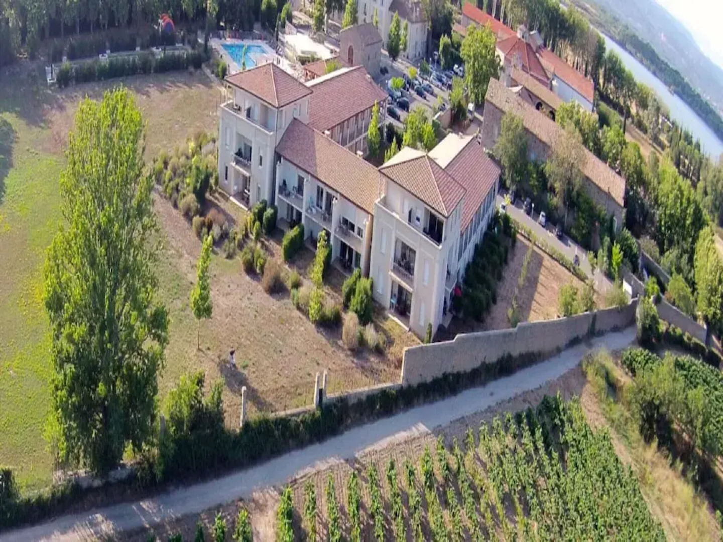 Apartment in Azille Near Lac de Jouarres