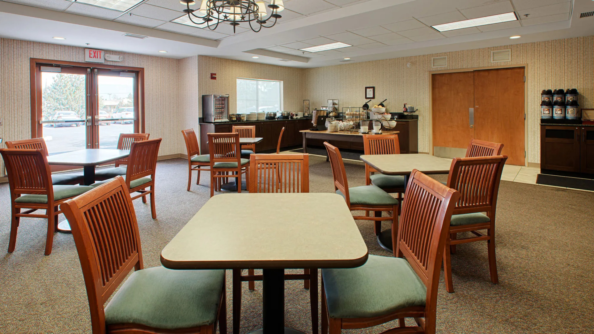 Best Western Rocky Mountain Lodge