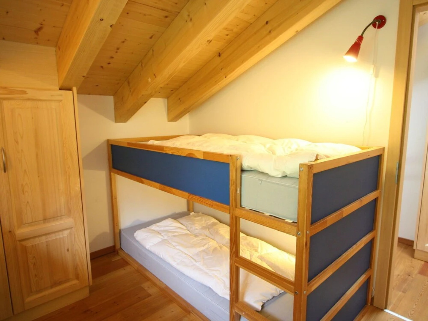 Quaint Chalet in Les Collons with Hot Tub