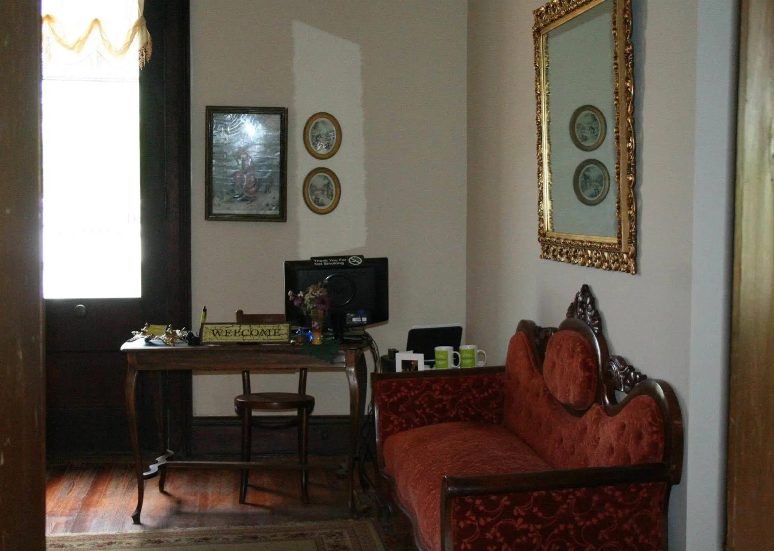 Main Street Bed & Breakfast Established in 1810