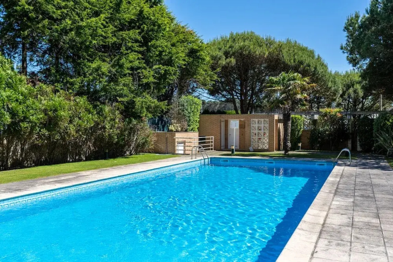 Esmoriz Land Sea View Duplex Apartment