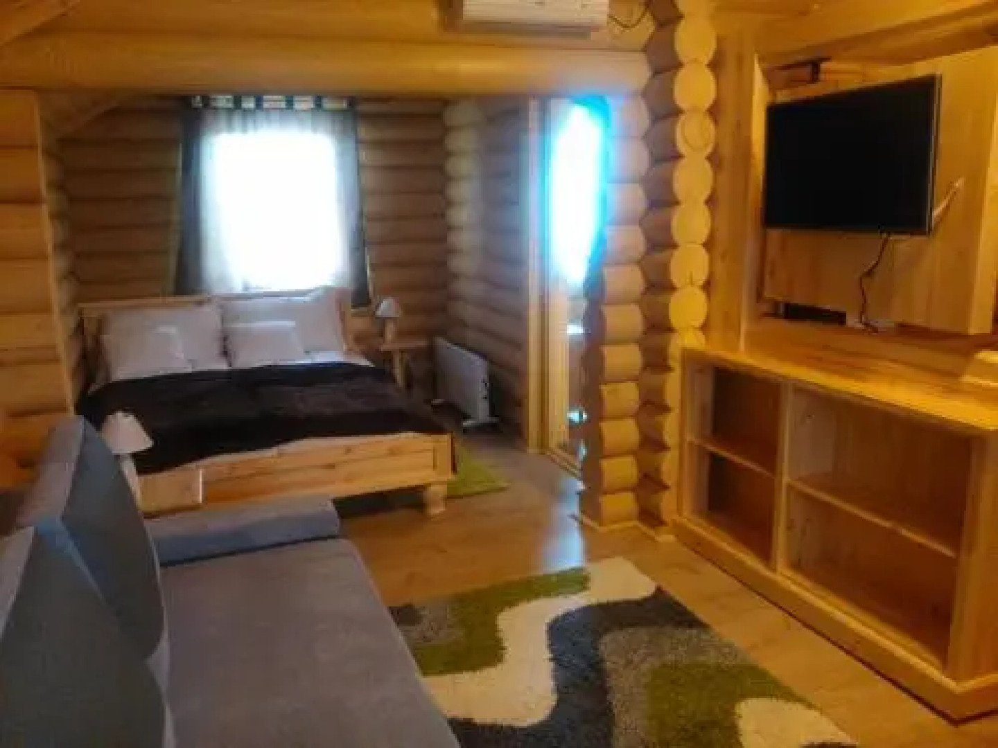 Tuzseri Palinka Tanya