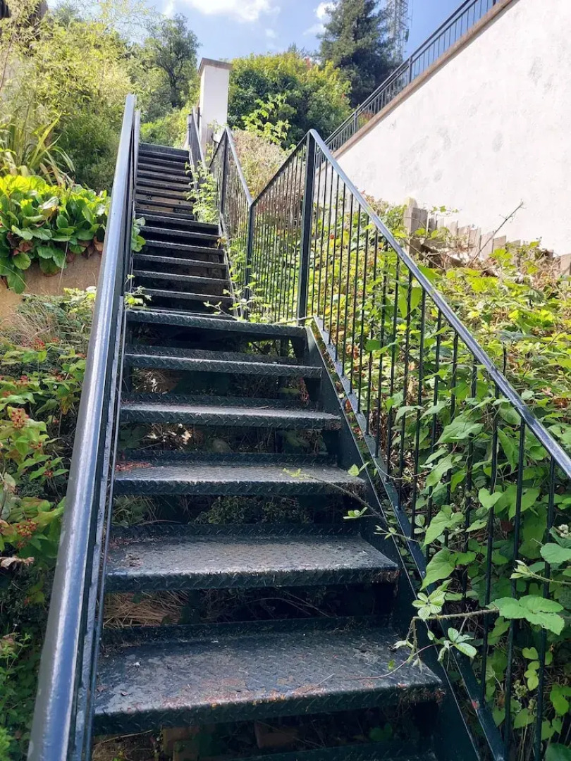 Malvern Cozy Apartment Retreat King bed & Sofa bed