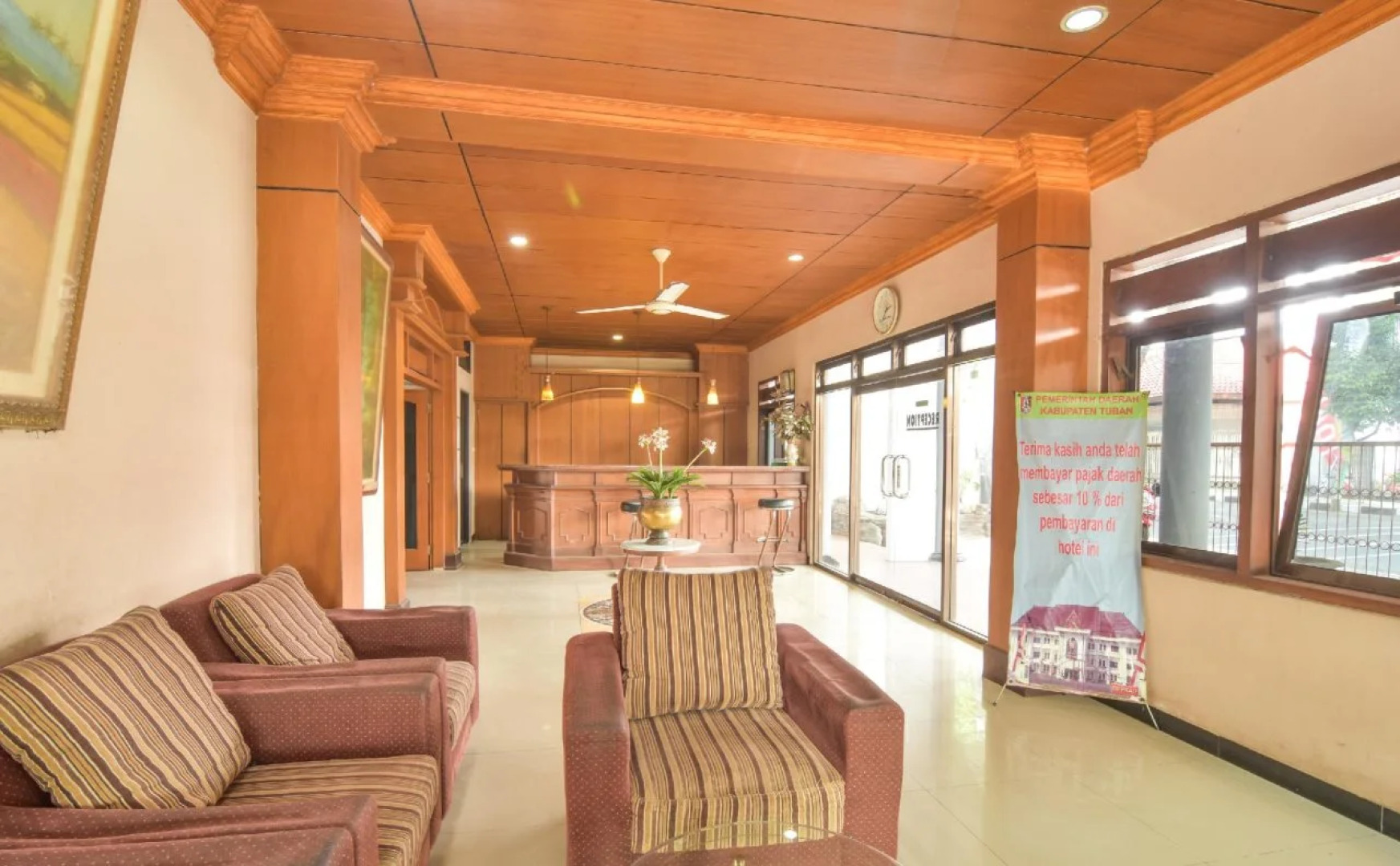 Hotel & Restaurant Basra