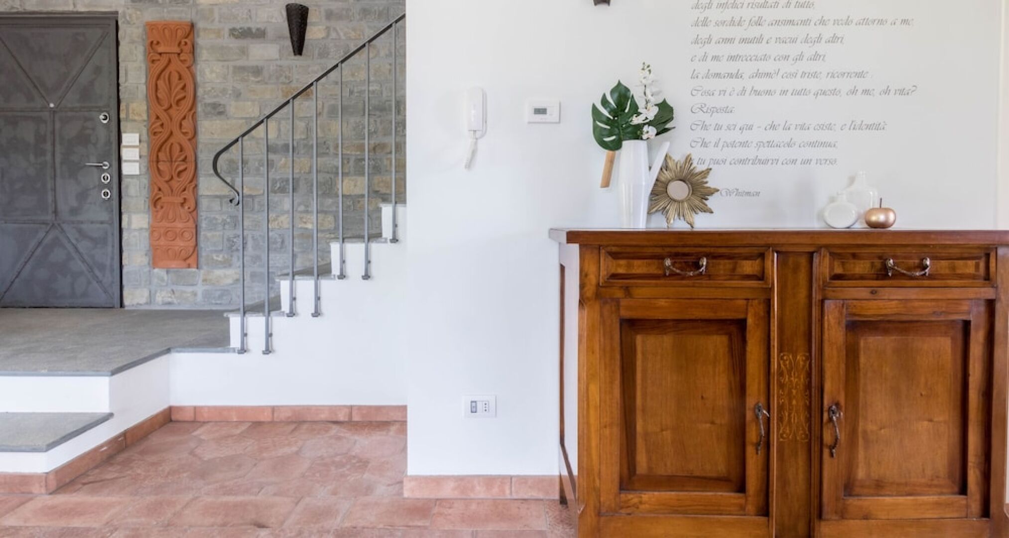 JOIVY Superb Villa For 7 W/Backyard And Bbq Area In Vaccarezza