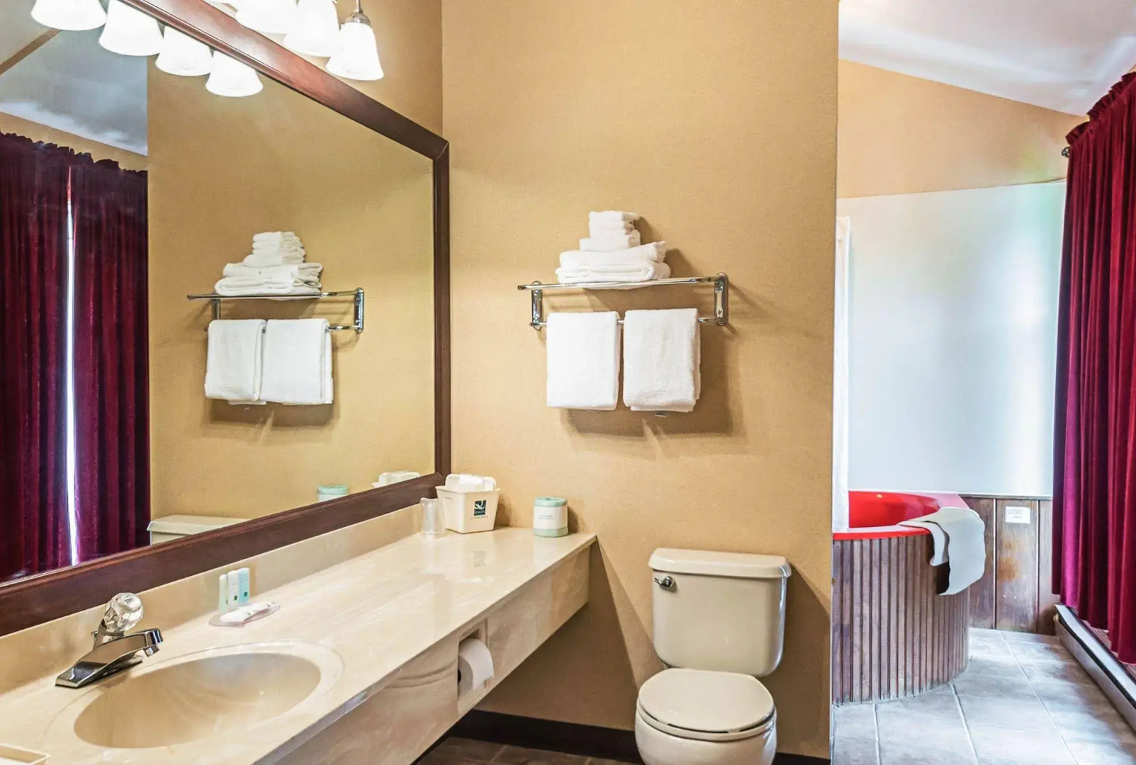 Quality Inn & Suites Frostburg - Cumberland